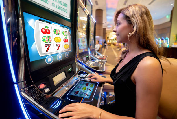 lazuri88 deposit screen showing DANA, OVO, GoPay, and bank transfer options